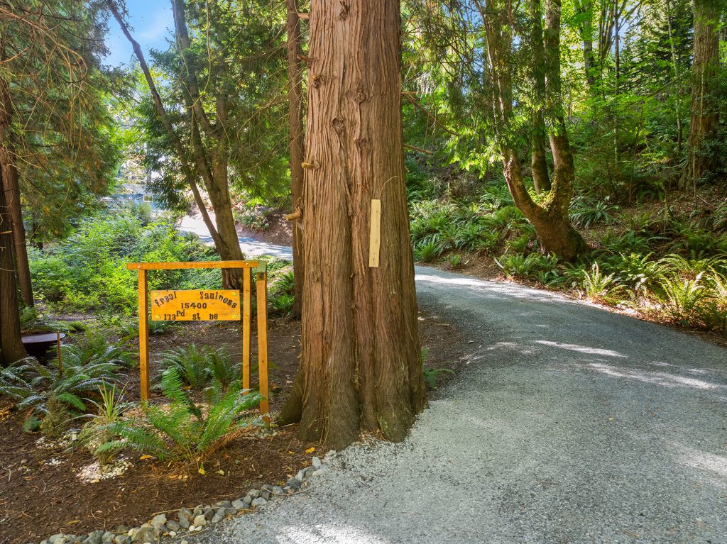 Hollywood Hill Acreage